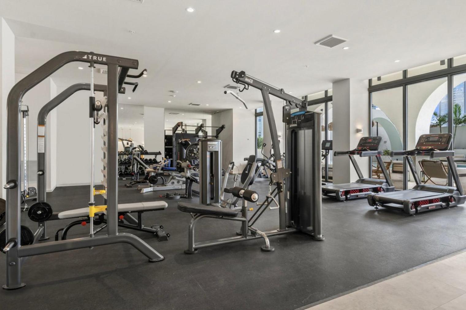 Blueground Edgewater Coffee Gym Pool Wd Mia-107 * Miami